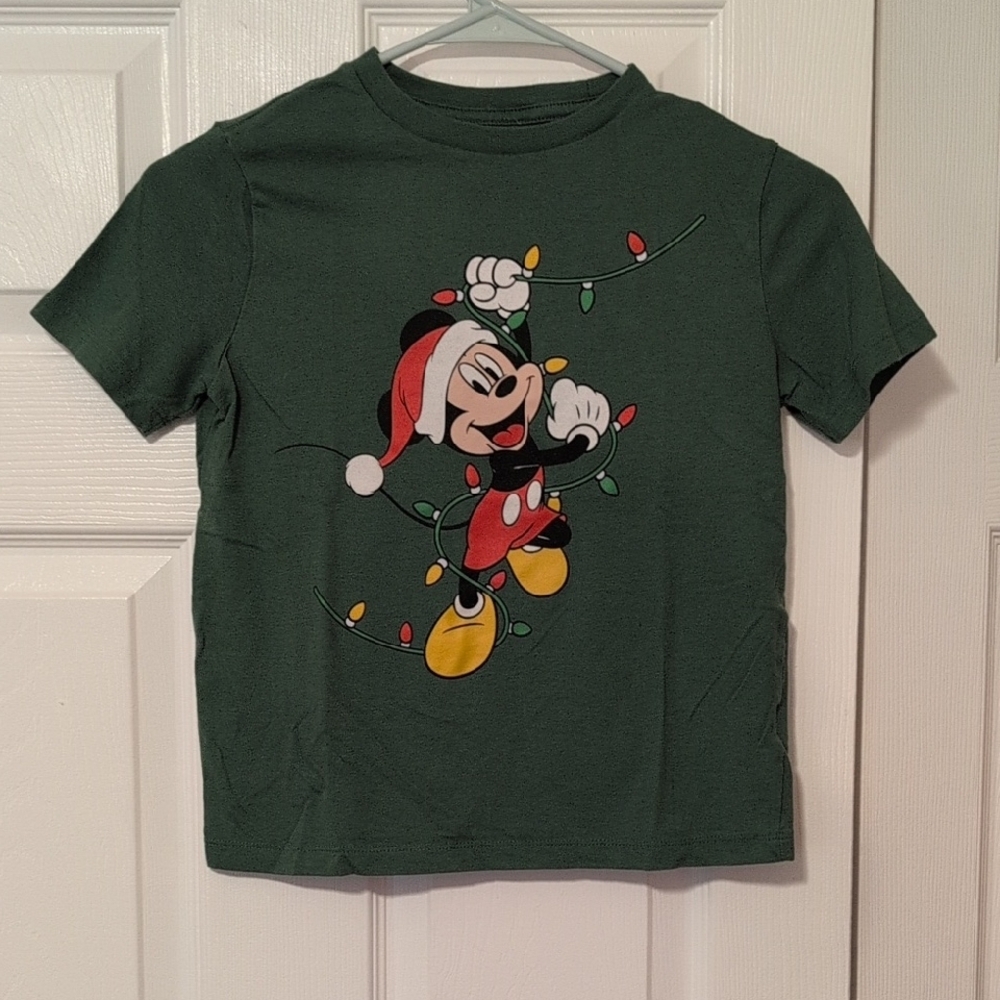 Old Navy Green Christmas Kids Tee with Mickey Mouse